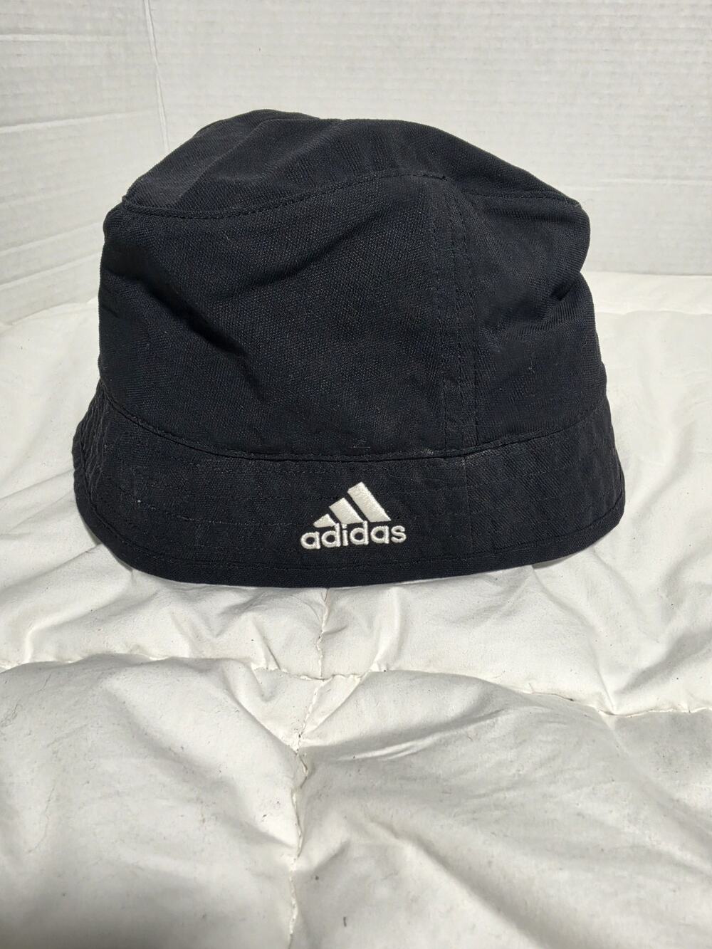 Adidas Core Essentials Bucket Hat Logo Black Travel Outdoor Confort Nylon Sz M